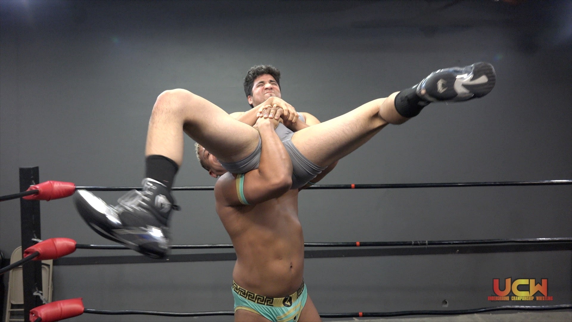 MATCH 784: LOBO GRIS VS. GABE STEEL 28MIN