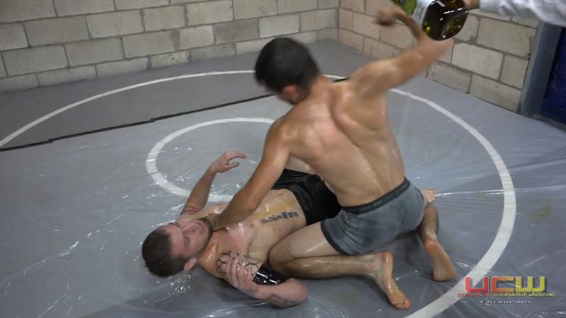 MATCH 379: PVT JACK MARINO VS ELI BLACK IN OIL 34MIN