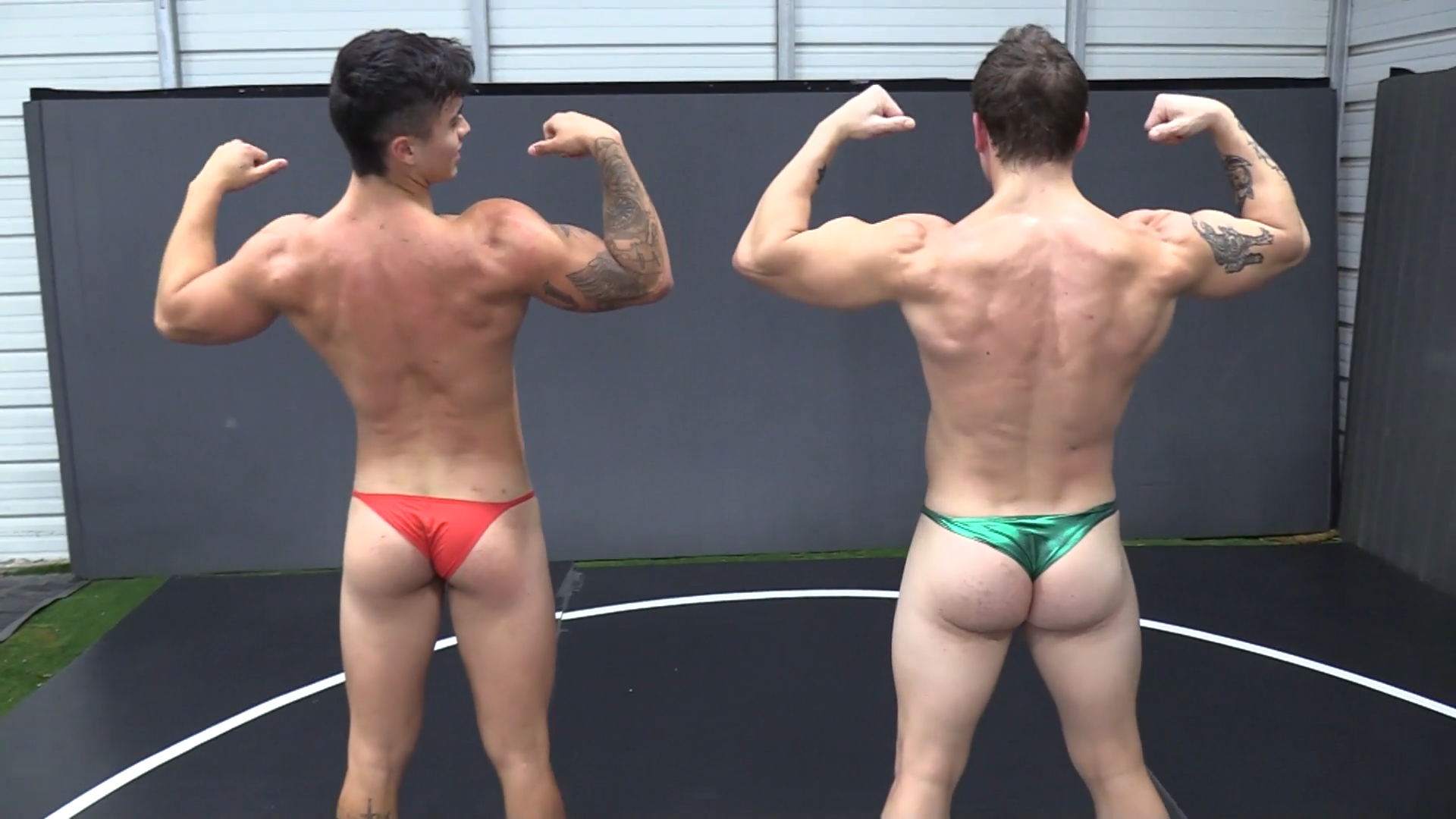 MUSCLE CLASH - TUCO VS MATTHEW