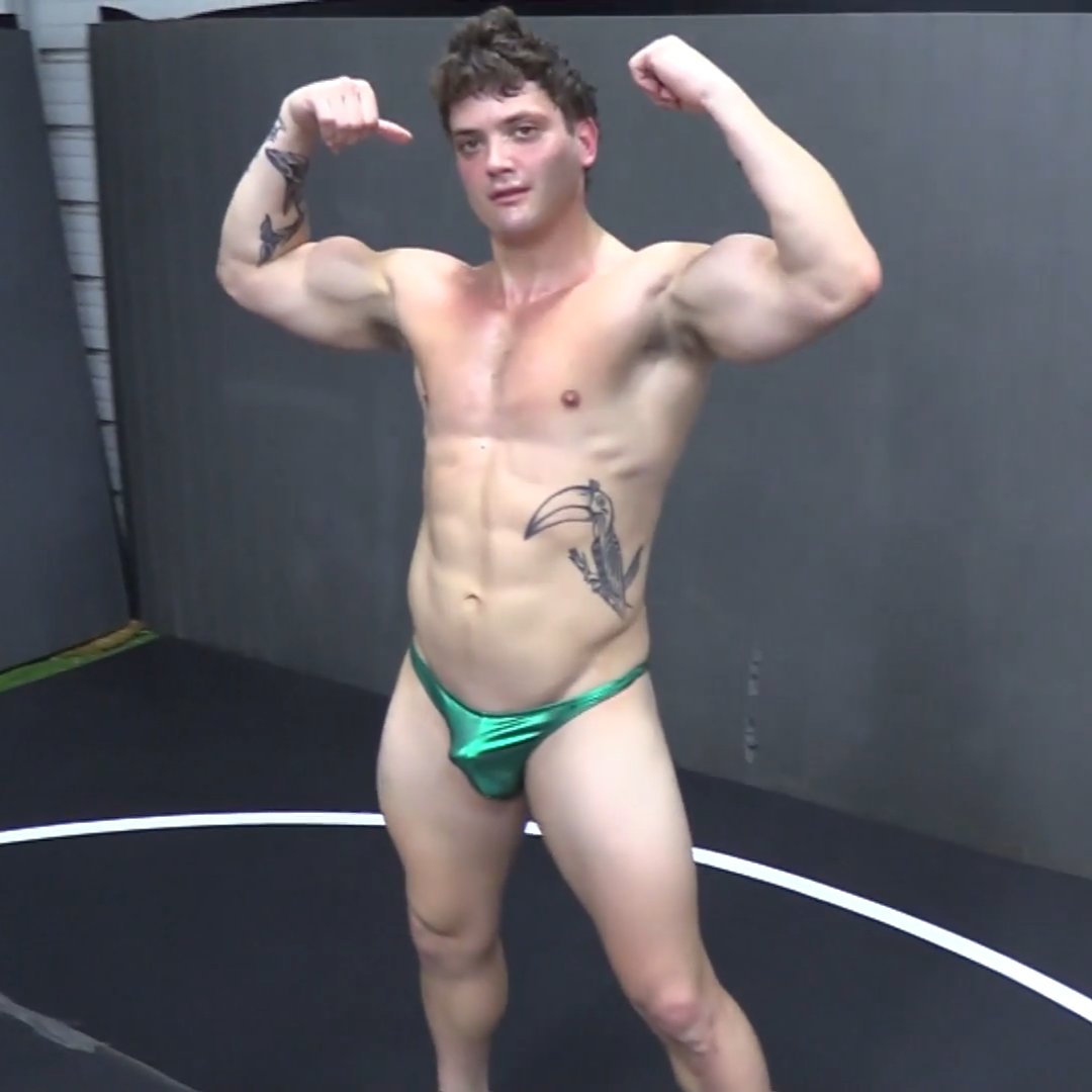MUSCLE CLASH - TUCO VS MATTHEW