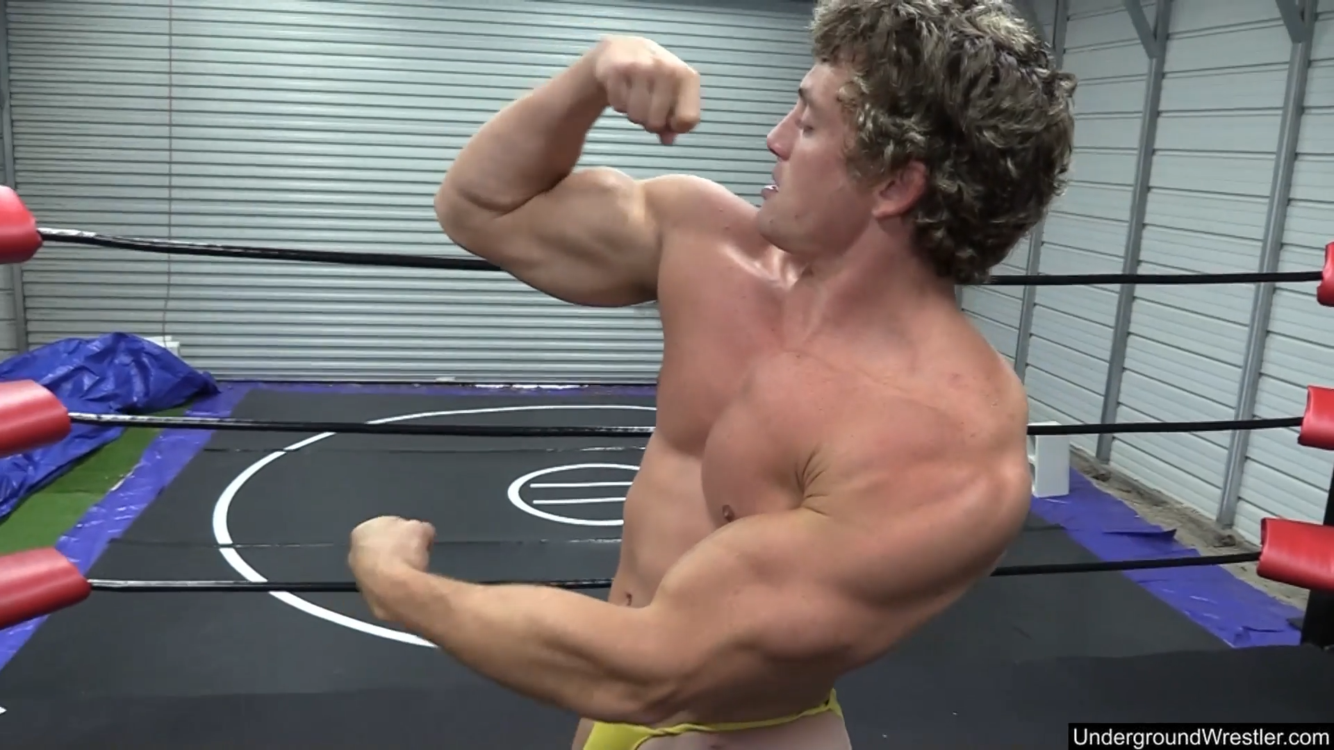 POWER CLASH - SCRAPPY VS JAVIER THE HUNK